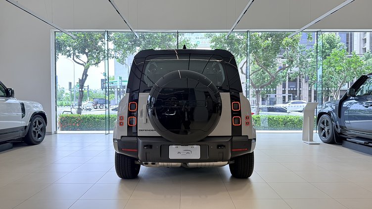 2026 新車 Land Rover Defender 110 (1CN) Borasco Grey 布拉斯卡灰 D250  輕油電混合 X-Dynamic SE