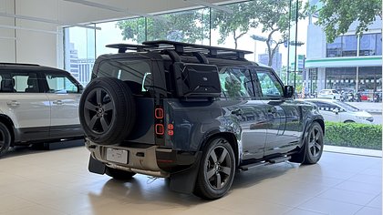 Defender 110 3