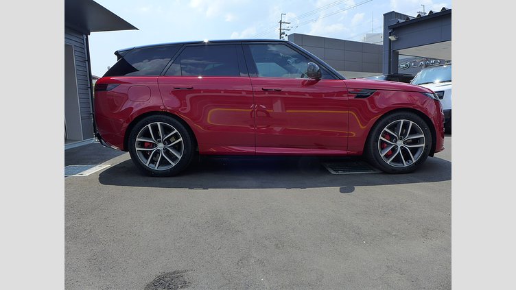 2024 認定中古車 Land Rover Range Rover Sport フィレンツェレッド P550eプラグインハイブリッド（ガソリン） スタンダードホイールベース Dynamic SE