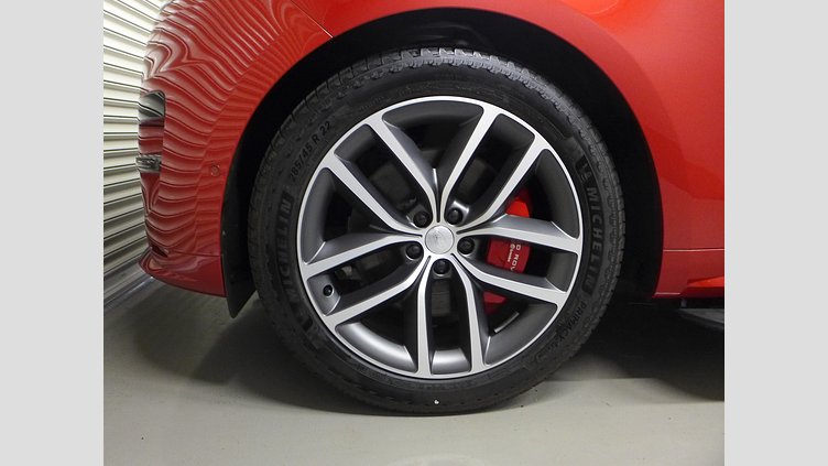 2024 認定中古車 Land Rover Range Rover Sport フィレンツェレッド P550eプラグインハイブリッド（ガソリン） スタンダードホイールベース Dynamic SE