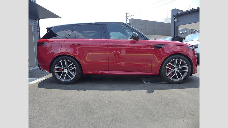 2024 認定中古車 Land Rover Range Rover Sport フィレンツェレッド P550eプラグインハイブリッド（ガソリン） スタンダードホイールベース Dynamic SE