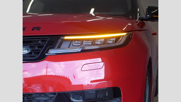 2024 認定中古車 Land Rover Range Rover Sport フィレンツェレッド P550eプラグインハイブリッド（ガソリン） スタンダードホイールベース Dynamic SE