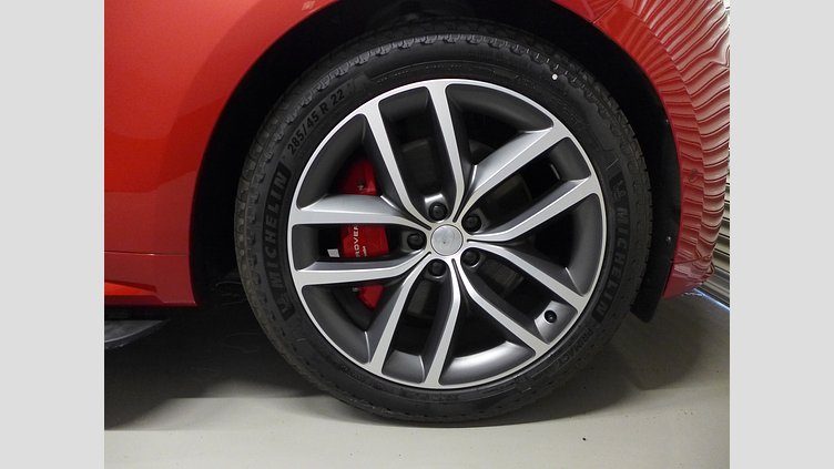 2024 認定中古車 Land Rover Range Rover Sport フィレンツェレッド P550eプラグインハイブリッド（ガソリン） スタンダードホイールベース Dynamic SE
