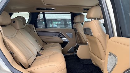 Range Rover 6