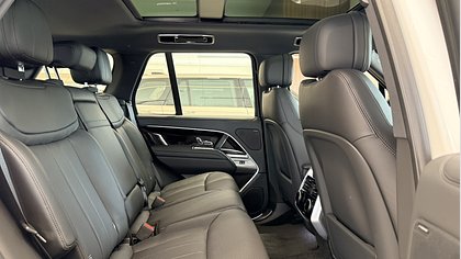 Range Rover 7