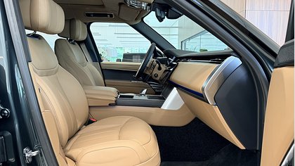 Range Rover 6