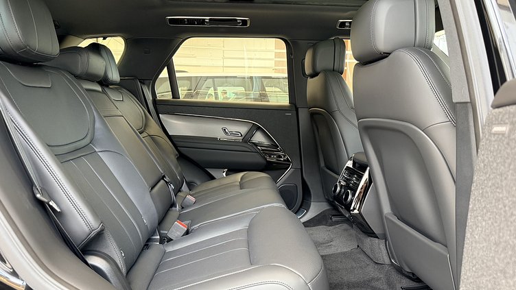 2026 新車 Land Rover Range Rover Sport (1AG) 聖托里尼黑　Santorini Black P400 Petrol Mild Hybrid 標準軸距 S