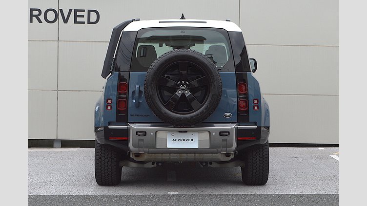 2023 認定中古車 Land Rover Defender 110 タスマンブルー P300 AWD（AT） SE