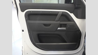 Defender 110 15