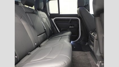 Defender 110 21