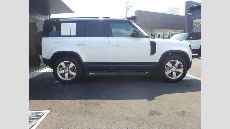 2024 認定中古車 Land Rover Defender 110 フジホワイト D350 ディーゼルマイルドハイブリッド S