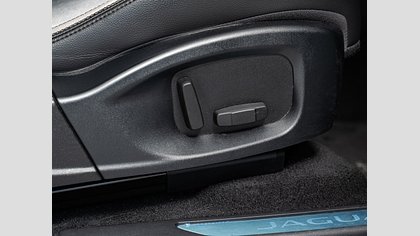 E-Pace 19