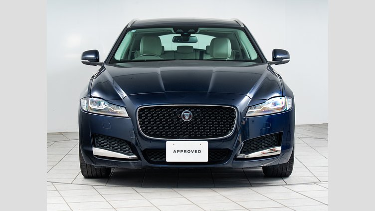2018 認定中古車 Jaguar XF Loire Blue 2.0diesel スポーツブレイク　プレステージ　20ｄ