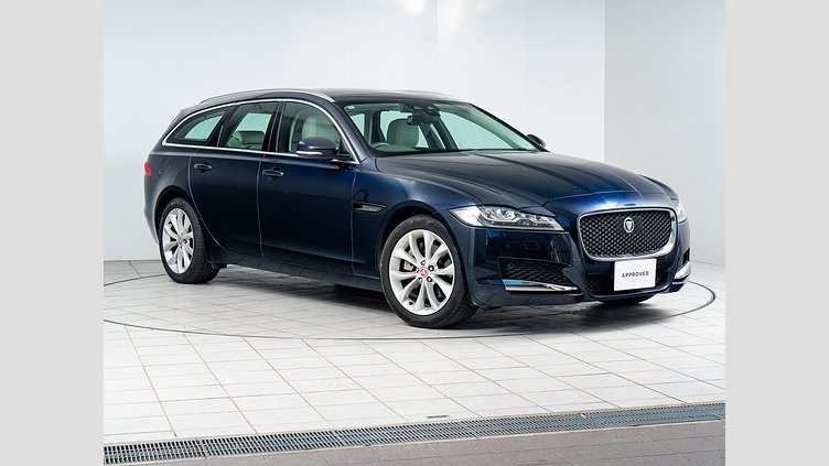 2018 認定中古車 Jaguar XF Loire Blue 2.0diesel スポーツブレイク　プレステージ　20ｄ