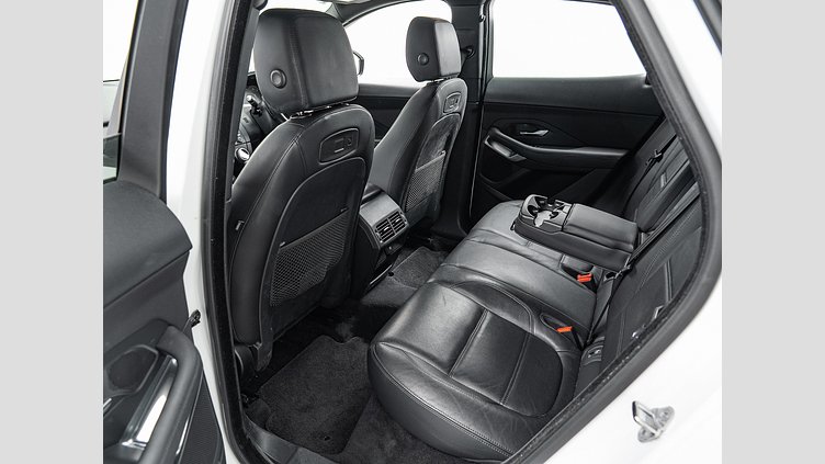 2019 認定中古車 Jaguar E-Pace Fuji White 2.0 litre i4D Diesel S　D180