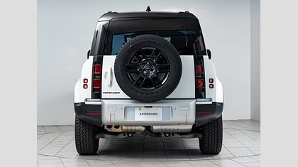 Defender 110 6