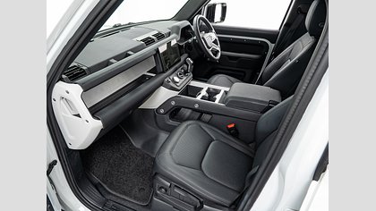 Defender 110 2