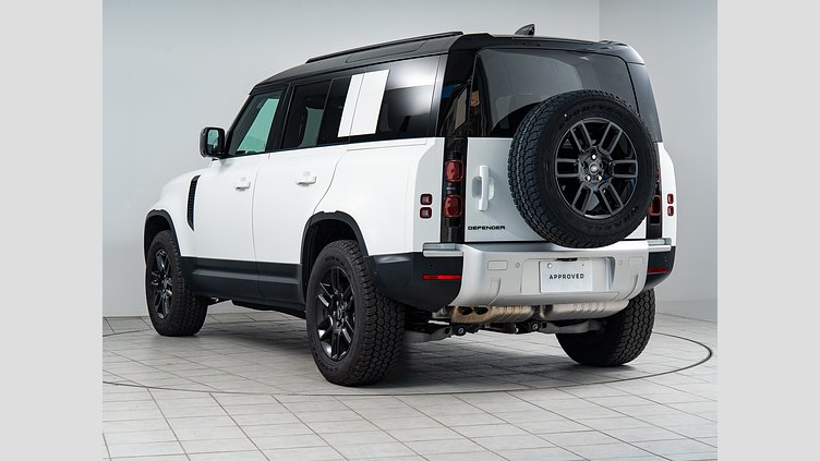 2024 認定中古車 Land Rover Defender 110 Fuji White 3.0 litre i6D​ S　D350　コイルサスペンション