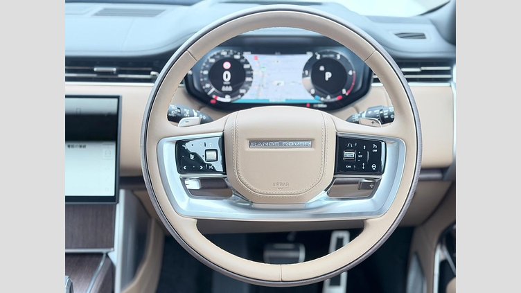 2024 認定中古車 Land Rover Range Rover Ostuni Pearl White 3.0 litre i6D​ オートバイオグラフィ