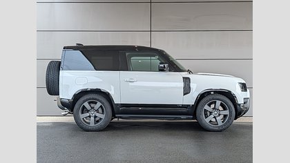 Defender 90 5