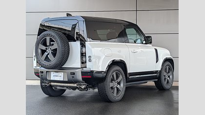 Defender 90 6