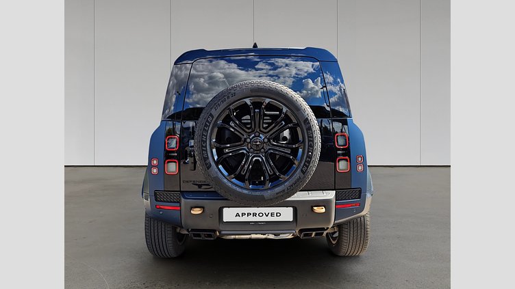 2025 Approved Land Rover Defender OCTA Sargasso Blue P635 z silnikiem benzynowym V8 DEFENDER OCTA