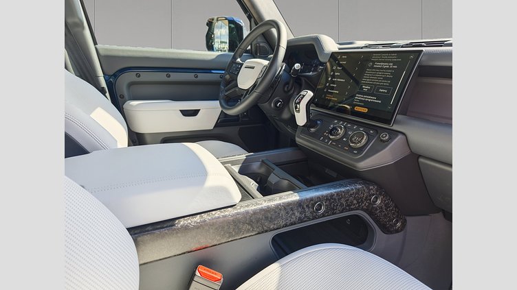 2025 Approved Land Rover Defender OCTA Sargasso Blue P635 z silnikiem benzynowym V8 DEFENDER OCTA