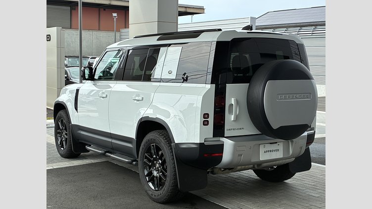 2024 認定中古車 Land Rover Defender 110 フジホワイト D300 AWD（AT） S