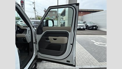 Defender 110 15
