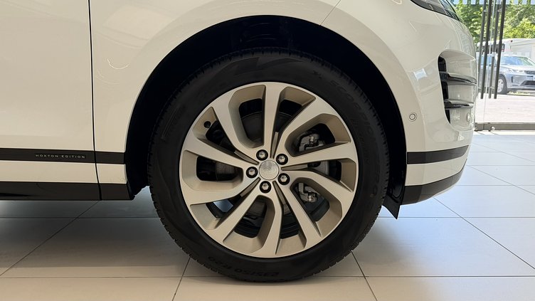2026 新車 Land Rover Range Rover Evoque 富士白　Fuji White P250 汽油輕油電混合 標準軸距 Hoxton Edition