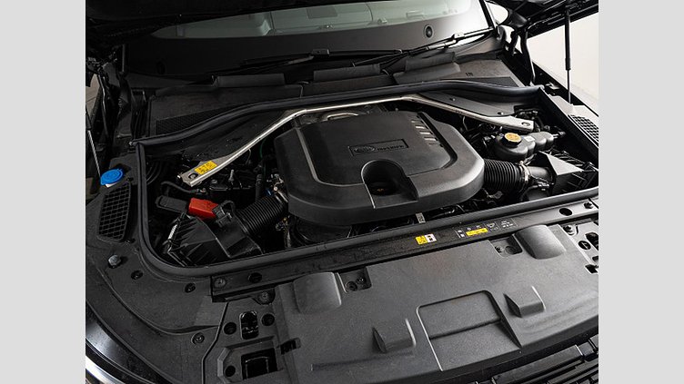 2023 認定中古車 Land Rover Range Rover Sport Santorini Black 3.0 litre i6D​ オートバイオグラフィー 