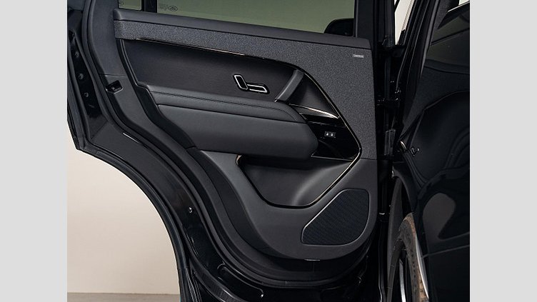 2023 認定中古車 Land Rover Range Rover Sport Santorini Black 3.0 litre i6D​ オートバイオグラフィー 
