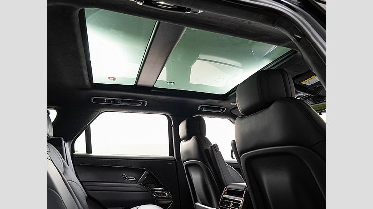 2023 認定中古車 Land Rover Range Rover Sport Santorini Black 3.0 litre i6D​ オートバイオグラフィー 