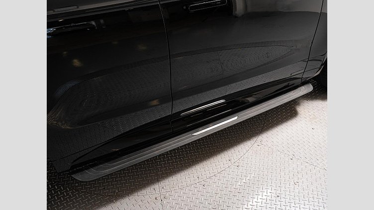2023 認定中古車 Land Rover Range Rover Sport Santorini Black 3.0 litre i6D​ オートバイオグラフィー 