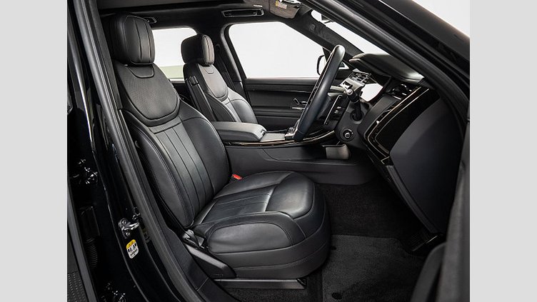 2023 認定中古車 Land Rover Range Rover Sport Santorini Black 3.0 litre i6D​ オートバイオグラフィー 