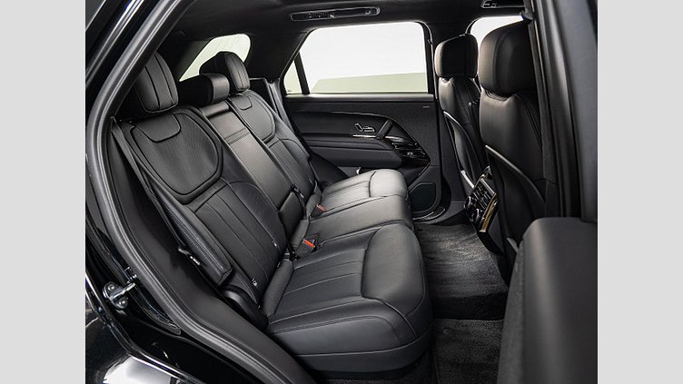 2023 認定中古車 Land Rover Range Rover Sport Santorini Black 3.0 litre i6D​ オートバイオグラフィー 