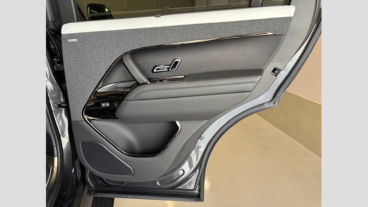2024 認定中古車 Land Rover Range Rover Sport Carpathian Grey 3.0 litre i6D​ Autobiography