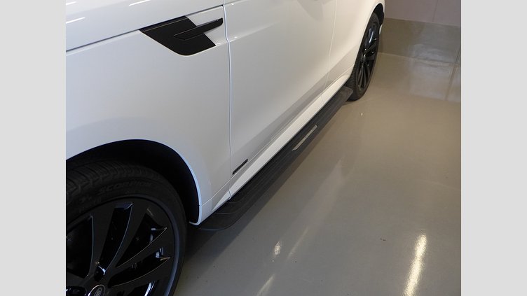 2024 認定中古車 Land Rover Range Rover Sport フジホワイト P550eプラグインハイブリッド（ガソリン） スタンダードホイールベース Autobiography