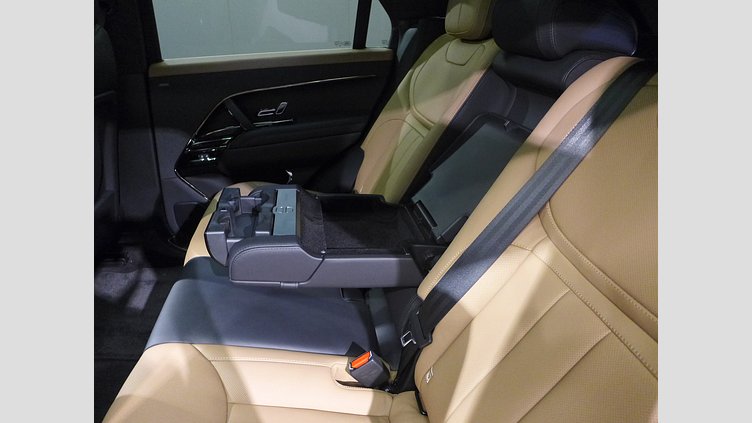 2024 認定中古車 Land Rover Range Rover Sport フジホワイト P550eプラグインハイブリッド（ガソリン） スタンダードホイールベース Autobiography