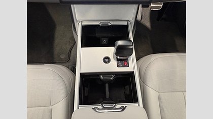Range Rover 27
