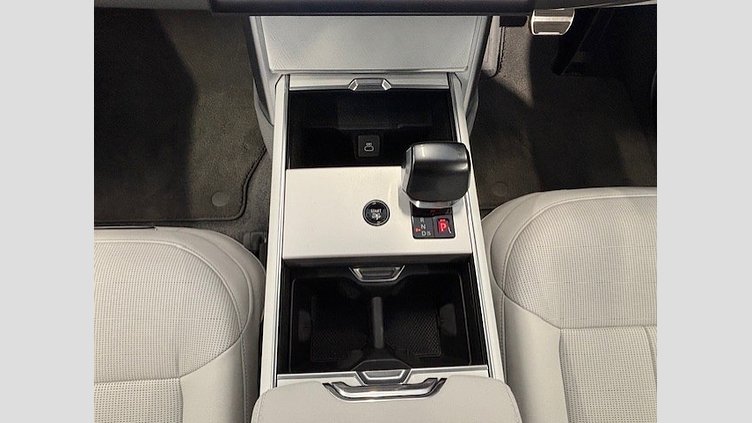 2024 認定中古車 Land Rover Range Rover BespokeGreen in gloss fnish SV　4.4L　V8　615PS SVビスポークバルモラルエディション