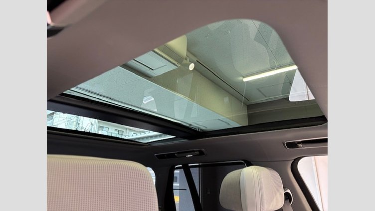 2024 認定中古車 Land Rover Range Rover BespokeGreen in gloss fnish SV　4.4L　V8　615PS SVビスポークバルモラルエディション