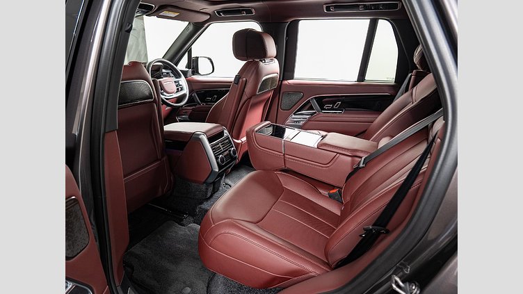 2024 認定中古車 Land Rover Range Rover シャラントグレイ D350 AWD MHEV（AT） スタンダードホイールベース Autobiography