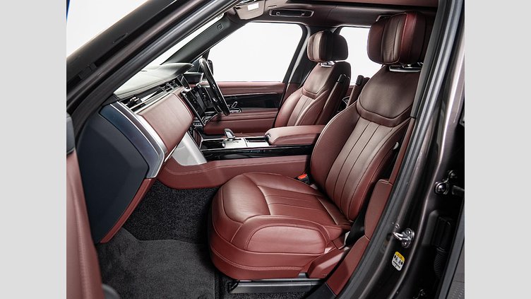 2024 認定中古車 Land Rover Range Rover シャラントグレイ D350 AWD MHEV（AT） スタンダードホイールベース Autobiography