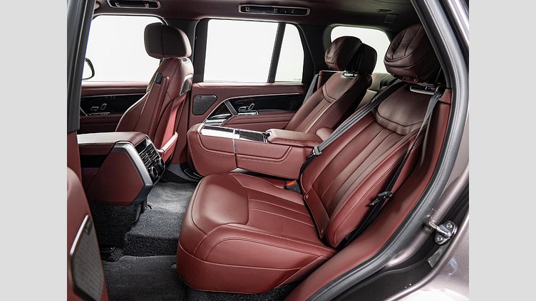 2024 認定中古車 Land Rover Range Rover シャラントグレイ D350 AWD MHEV（AT） スタンダードホイールベース Autobiography