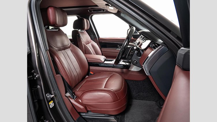 2024 認定中古車 Land Rover Range Rover シャラントグレイ D350 AWD MHEV（AT） スタンダードホイールベース Autobiography