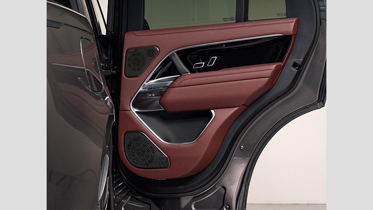 2024 認定中古車 Land Rover Range Rover シャラントグレイ D350 AWD MHEV（AT） スタンダードホイールベース Autobiography