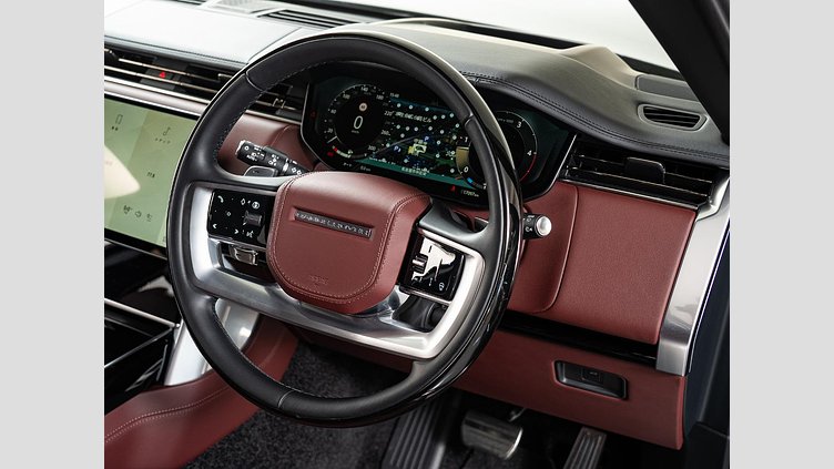 2024 認定中古車 Land Rover Range Rover シャラントグレイ D350 AWD MHEV（AT） スタンダードホイールベース Autobiography
