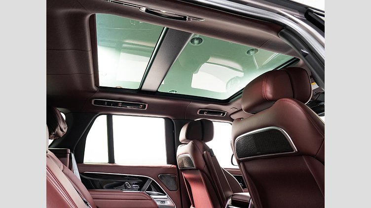 2024 認定中古車 Land Rover Range Rover シャラントグレイ D350 AWD MHEV（AT） スタンダードホイールベース Autobiography