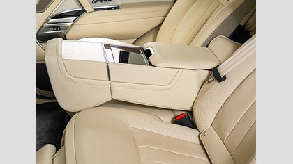 Range Rover 18
